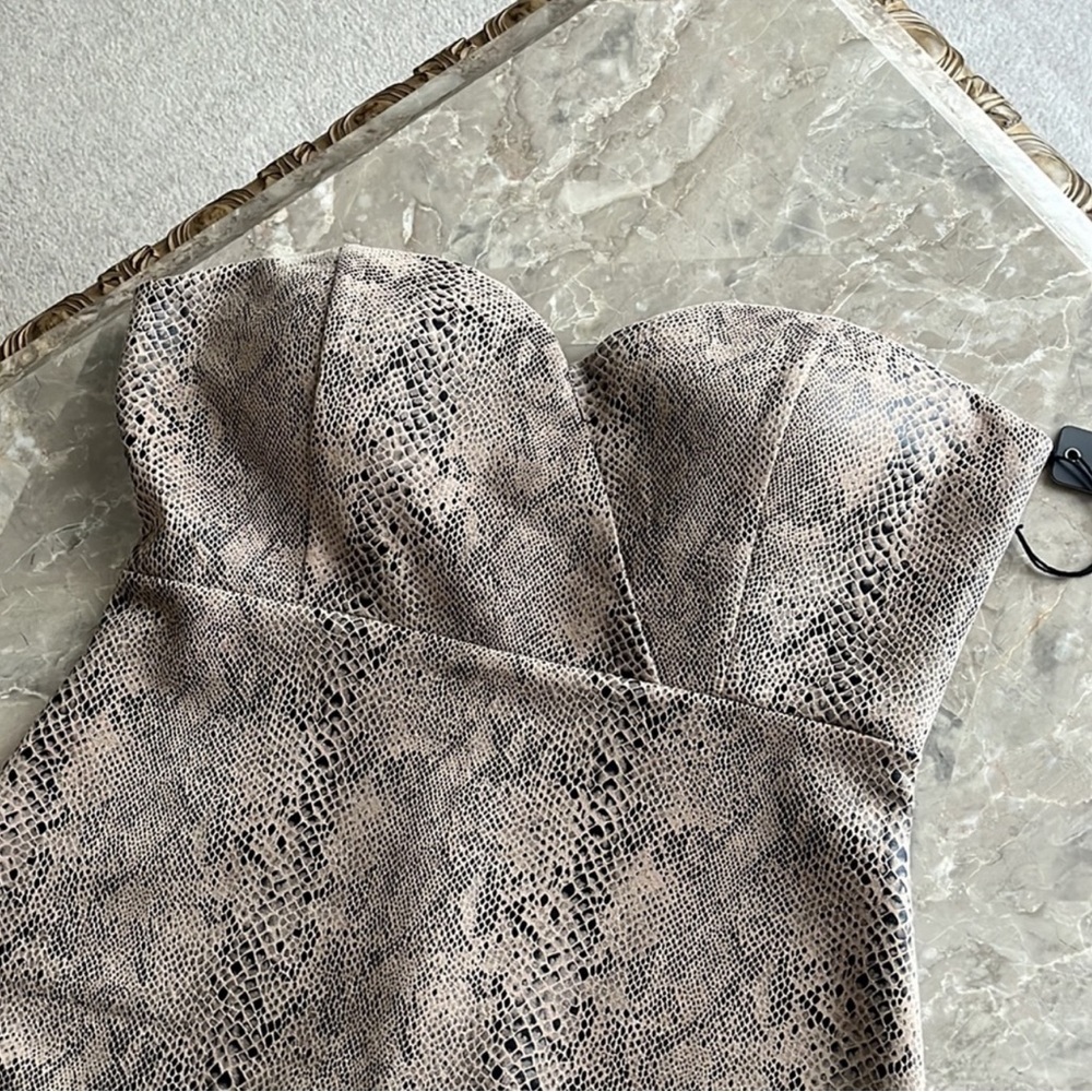 SNAKESKIN STRAPLESS DRESS - Picture 2 of 3